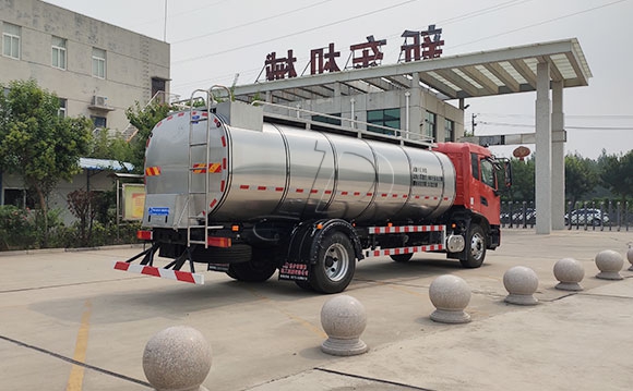车罐一体奶罐车